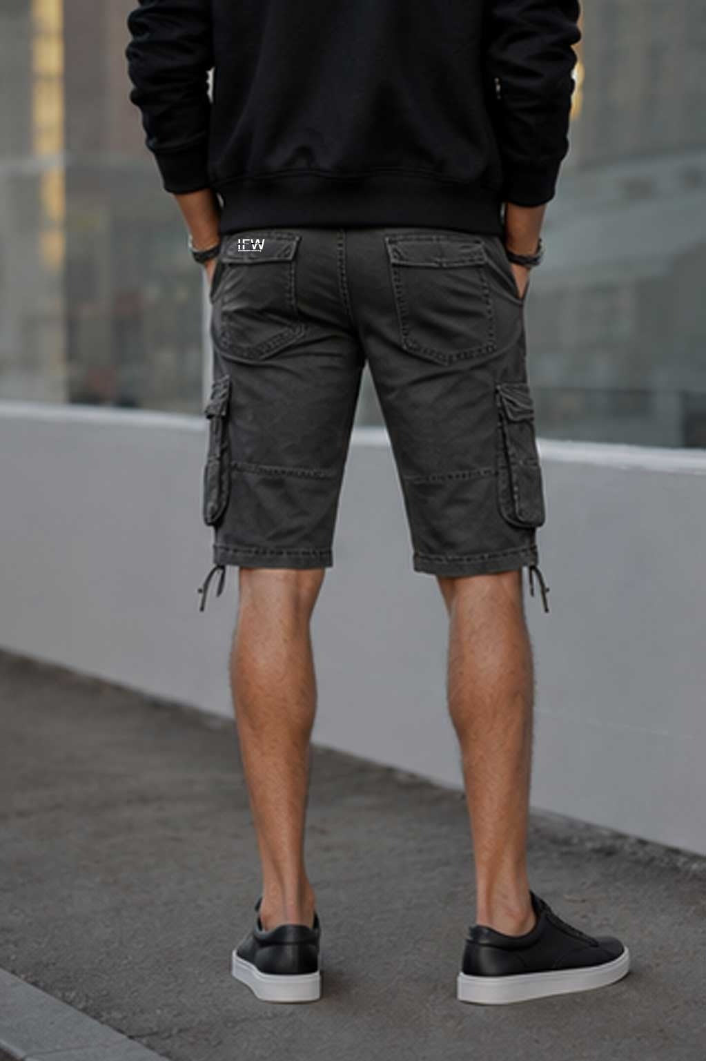 Men's Relaxed Fit Multi-Pocket Cargo Denim Dark Grey Short